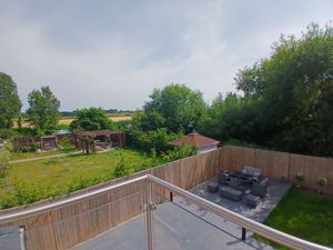 Photo 17- click for photo gallery